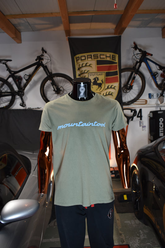 Mountaintool Edition T-Shirt – in Khaki Green mit Hellblauen Siebdruck