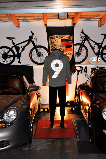 WRK9 Sonderwunsch Hoodie – NOT A FOLLOWER Edition