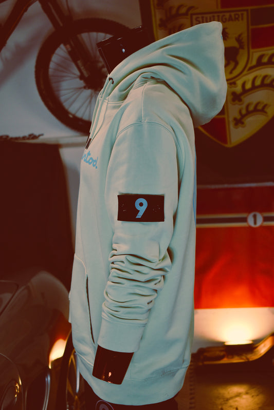 Mountaintool Hoodie mit besonderem Patch – NAF Edition in Mint Green