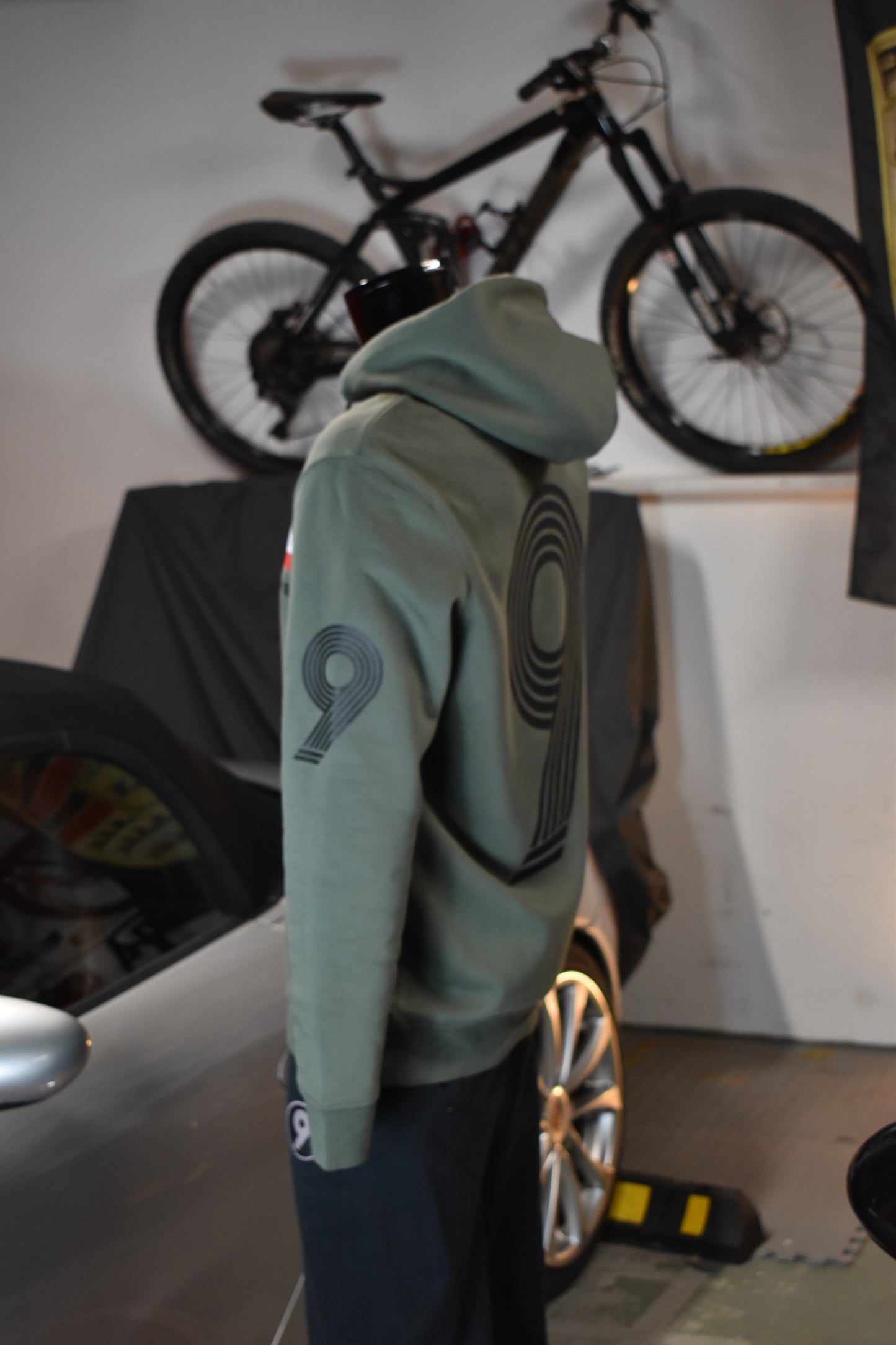 OUTLAW Hoodie – BANNED Edition in Khaki Green