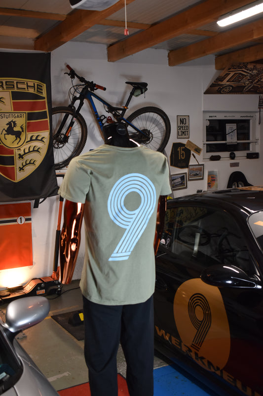 Mountaintool Edition T-Shirt – in Khaki Green mit Hellblauen Siebdruck