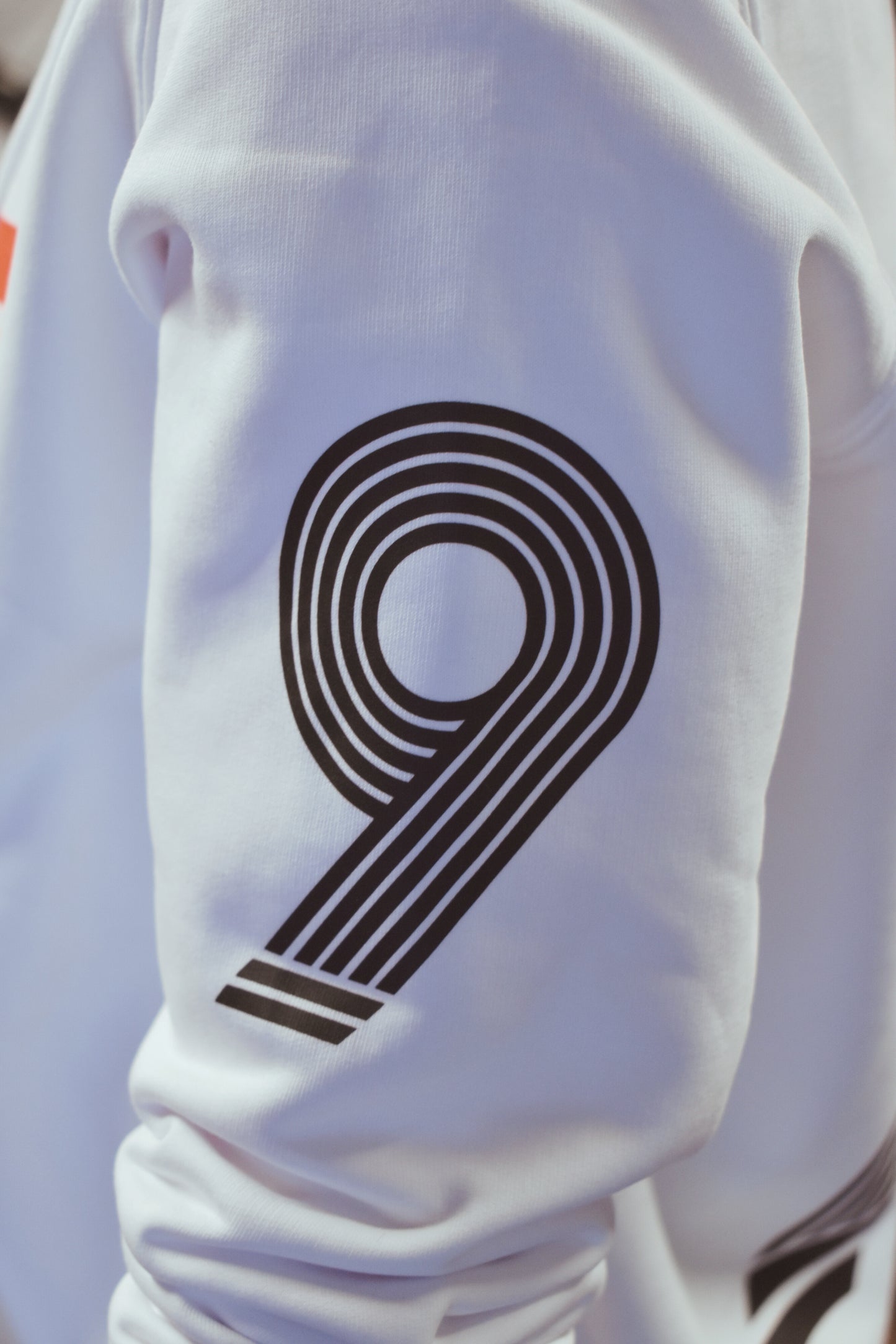 OUTLAW Hoodie – BANNED Edition in pure white